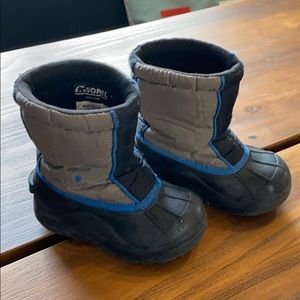 Sorel Kids Winter Boots- size 9